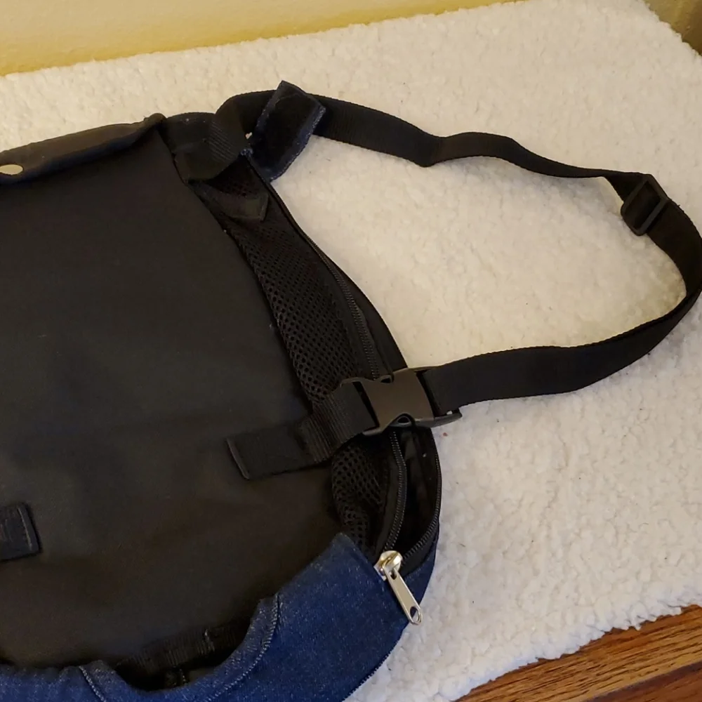 Pet Backpack (can be worn in front too)
